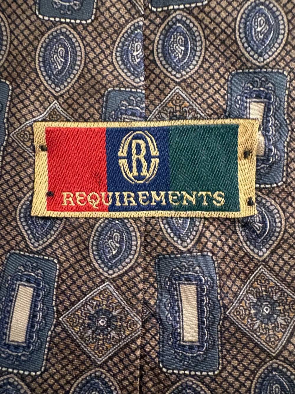 Vintage Requirements Geometric Silk Tie (4" Wide Blade) - Made in USA